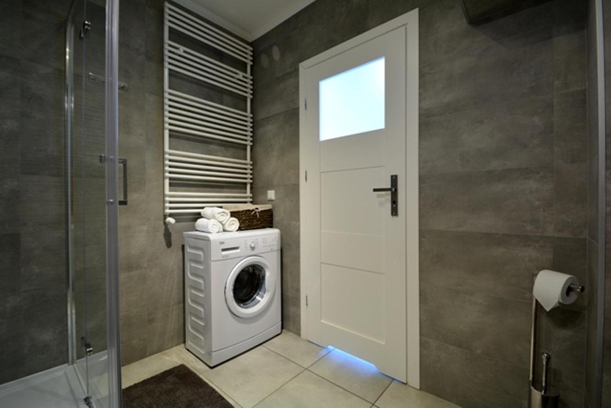 Apartament Wakacyjny Horyzont - Parking Gratis Miedzyzdroje Bagian luar foto