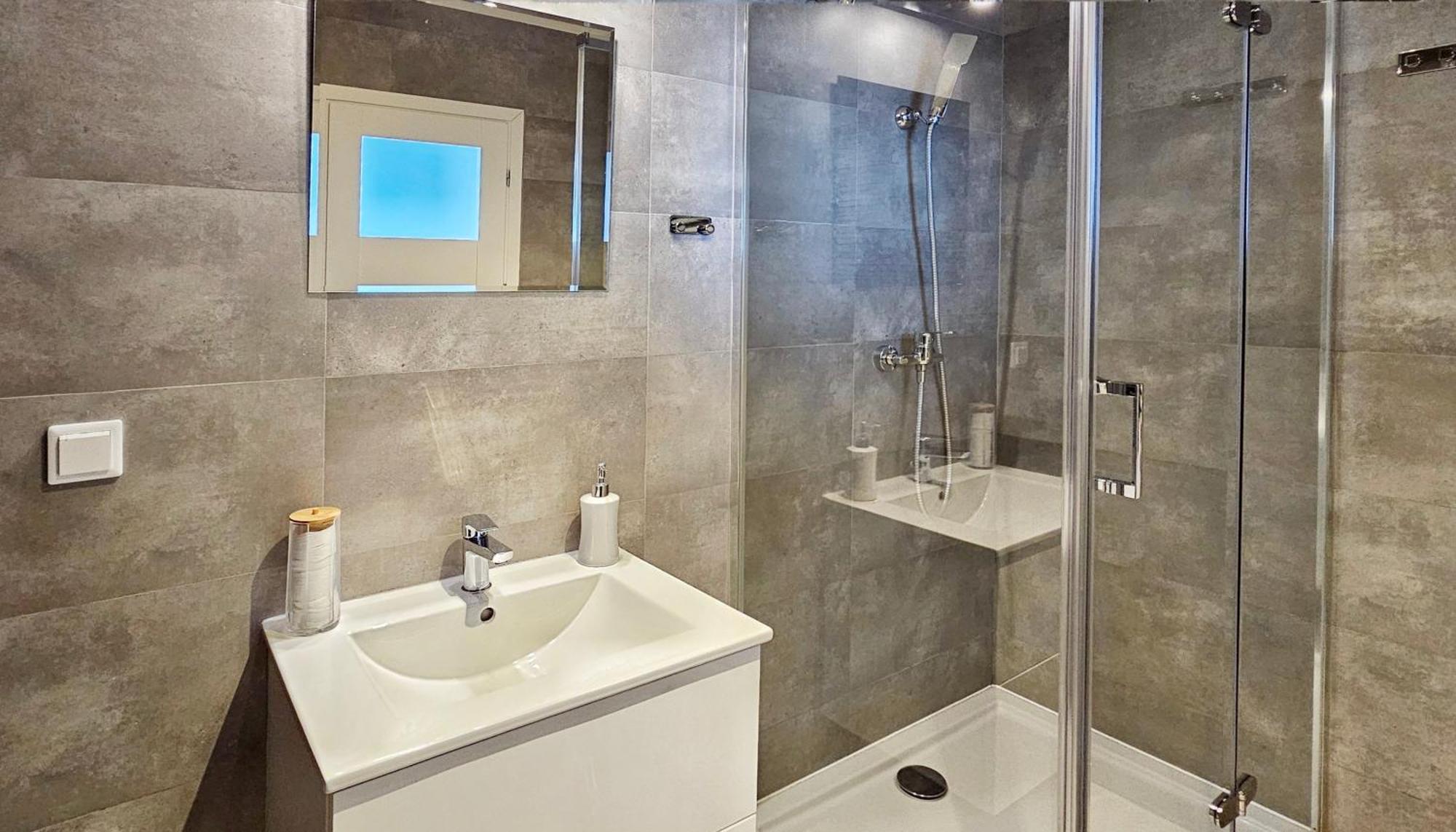 Apartament Wakacyjny Horyzont - Parking Gratis Miedzyzdroje Bagian luar foto