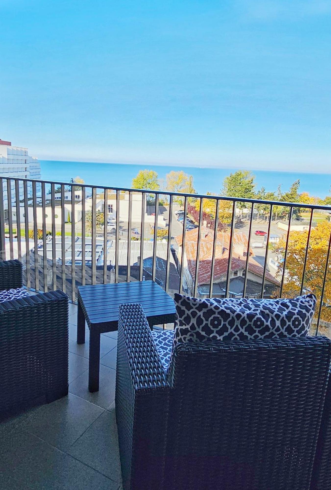 Apartament Wakacyjny Horyzont - Parking Gratis Miedzyzdroje Bagian luar foto